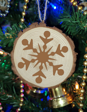 Snowflake Natural Wooden Rustic Christmas Ball Bauble Engraved Gift Present Keepsake / SF5