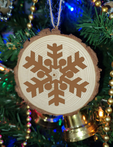Snowflake Natural Wooden Rustic Christmas Ball Bauble Engraved Gift Present Keepsake / S2