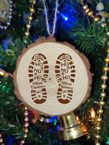 Santa Footprint Natural Wooden Rustic Christmas Ball Bauble Engraved Gift Present Keepsake / S53