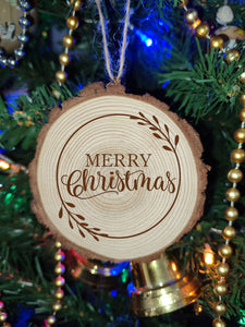 Merry Christmas Sign Wreath Winter Natural Wooden Rustic Festive Ball Bauble Engraved Gift Present Keepsake / S65