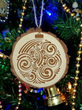 Natural Wooden Rustic Christmas Ball Bauble Engraved Gift Present Eco Keepsake / Ball2